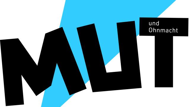 Logo der Ausstellung "Mut und Ohnmacht": Vor einem türkis-blauem Dreieck steht der Schriftzug "Mut", auf dem Buchstaben "T" steht "und Ohnmacht"