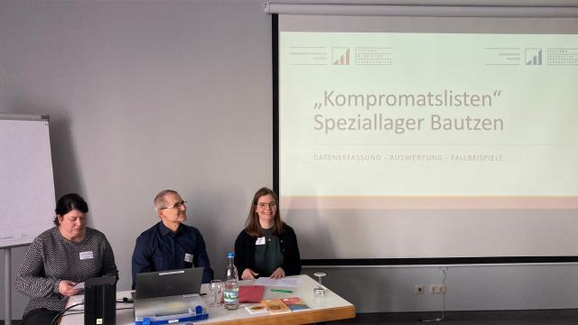 Cornelia Bruhn, Bert Pampel und Katharina Seidlitz (von rechts nach links) bei der Präsentation