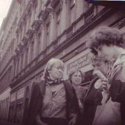 Heidi Bohley mit Freundinnen in Prag, Beschattungsaufnahme der Stasi (Privat Heidi Bohley)