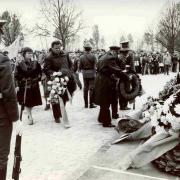Eröffnung der Gedenkstätte Ehrenhain Zeithain am 23. April 1985 (© Archiv GSEZ)