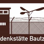 Touristisches Hinweisschild der Gedenkstätte Bautzen an der Autobahn A4