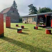 Die BLACKBOX HEIMERZIEHUNG in Rühn (© Gedenkstätte Geschlossener Jugendwerkhof Torgau)