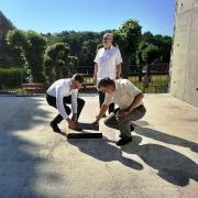 Sven Riesel (Stiftung Sächsische Gedenkstätten), Volker Augustin (Architekt), Jons Anders (Bürgermeister Großschweidnitz)