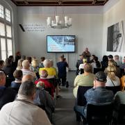 Evelyn Zupke bei ihrem Grußwort (© Gedenkstätte Geschlossener Jugendwerkhof Torgau)