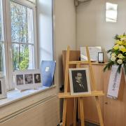 Gedenkstunde zum Volkstrauer in der Gedenkstätte Pirna-Sonnenstein: Gedenktafel für Robert Klein (© StSG/GSPS)