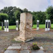 Namenstafeln Friedhof Grossschweidnitz (© Gedenkstätte Großschweidnitz e. V.)