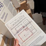 Hands-on-Exponate in der Ausstellung „Ausgrenzung, Arbeitszwang & Abweichung“ des Riebeckstraße 63 e. V. (© StSG)