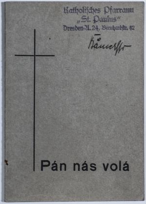 Dieses Gebetbuch hatte Pater Bänsch dem tschechischen Häftling Jaroslav Vacek 1944 ausgeliehen. Seine Tochter Drahoslava erhielt es mit seinem Nachlass zugesandt. Über Jaroslav Vaceks Tochter Věra kam es in den Besitz der Gedenkstätte.